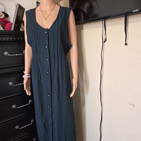 Miss Dorby Dresses & Skirts - Sleeveless Button-Front Midi Dress in Teal Stripe